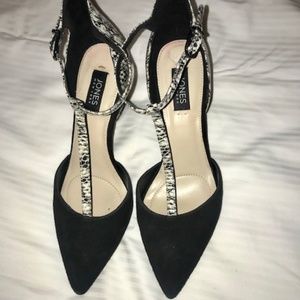 Jones New York pointed toe heels - size 8.5